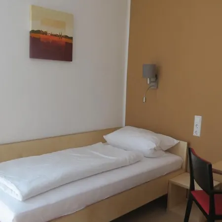 شقة فندقية Gaestehaus Eisenstrasse 3*