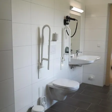 Gaestehaus Eisenstrasse شقة فندقية